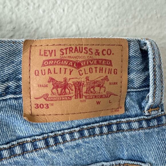 Levi's Low Rise Denim Blue Jean Capris Pedal Pushers Size 9 - Picture 6 of 6